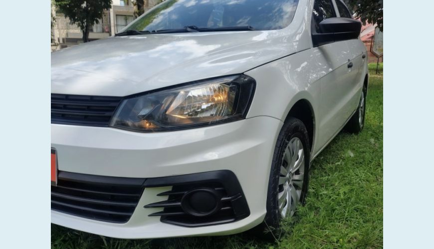 VOLKSWAGEN VOYAGE FLEX MANUAL 4P - BRANCO - 2018 Foto 3 (Grande)