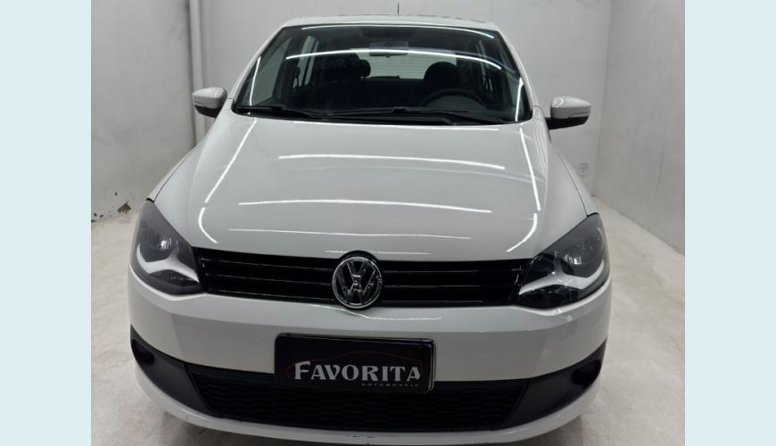 VOLKSWAGEN FOX 1.6 MI TOTAL FLEX 8V 5P - BRANCO - 2014 Foto 3 (Grande)