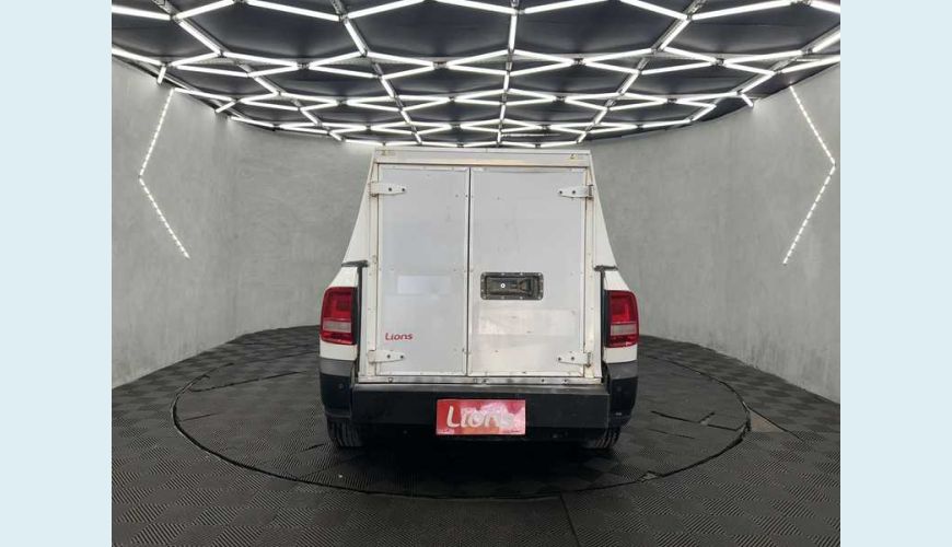 VOLKSWAGEN SAVEIRO ROBUST 1.6 MSI CS (FLEX) - BRANCO - 2023 Foto 3 (Grande)