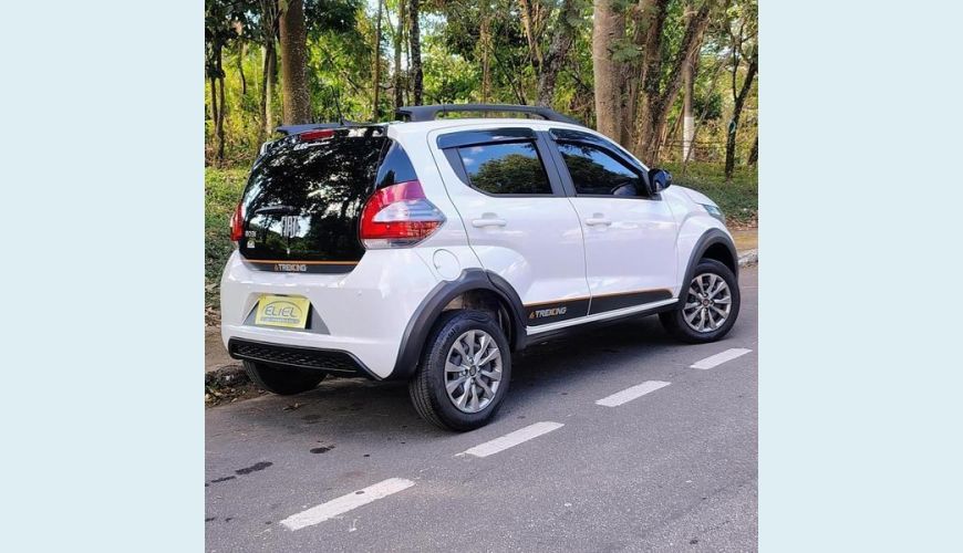 FIAT MOBI TREKKING 1.0MT - BRANCO - 2025 Foto 3 (Grande)