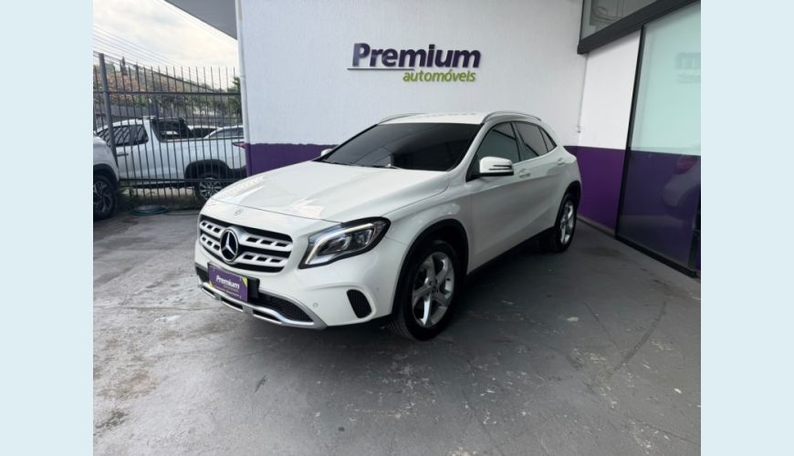 MERCEDES-BENZ GLA 200 - BRANCO - 2018 Foto 3 (Grande)