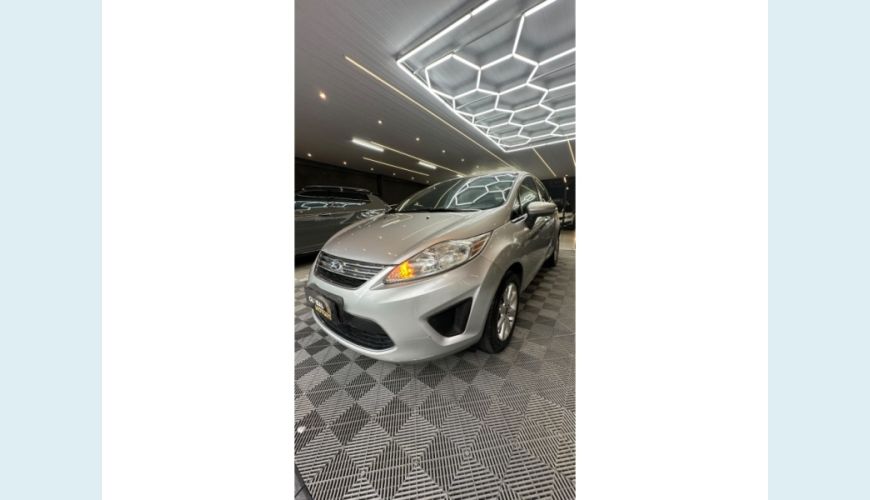 FORD FIESTA FLEX MANUAL 4P - PRATA - 2011 Foto 3 (Grande)