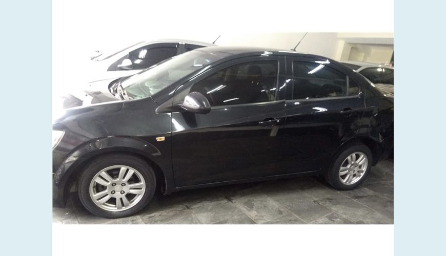 CHEVROLET SONIC 1.6 LT 16V FLEX 4P AUT. - PRETO - 2013 Foto 4 (Grande)