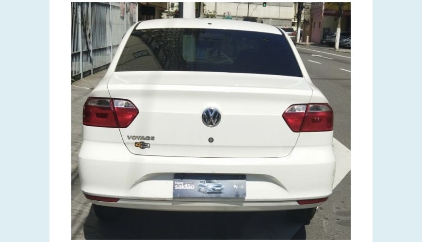 VOLKSWAGEN VOYAGE 1.0 MI CITY 8V FLEX 4P MANUAL - BRANCO - 2014 Foto 4 (Grande)