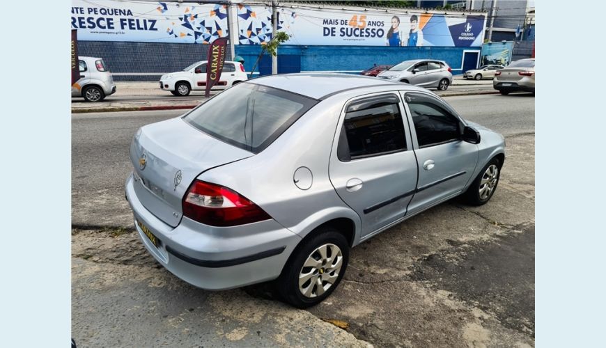 CHEVROLET PRISMA 1.4 MPFI MAXX 8V FLEX 4P MANUAL - PRATA - 2009 Foto 4 (Grande)