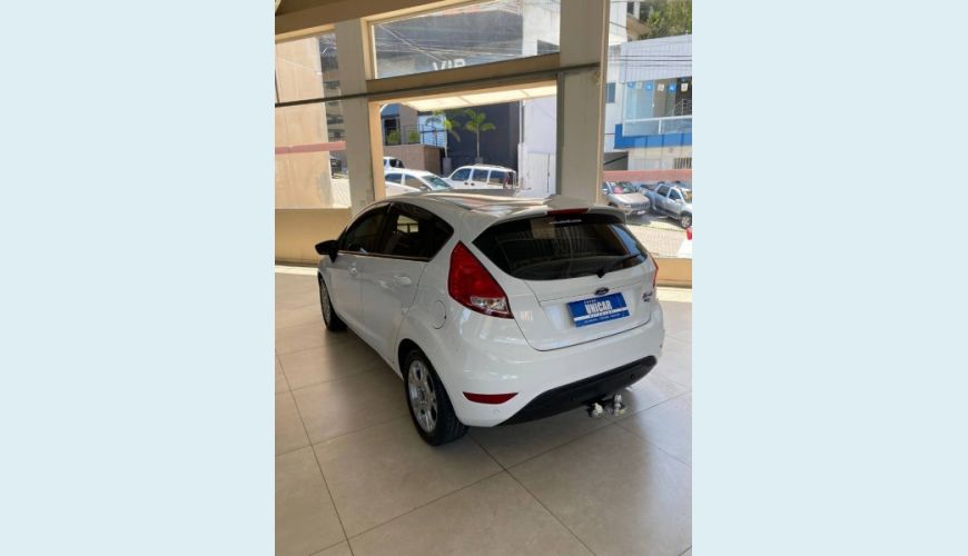 FORD FIESTA 1.6 TI-VCT FLEX SE MANUAL - BRANCO - 2018 Foto 4 (Grande)