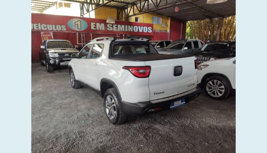 FIAT TORO 2.0 16V TURBO DIESEL FREEDOM 4WD AT9 - BRANCO - 2020 Foto 4 (Grande)