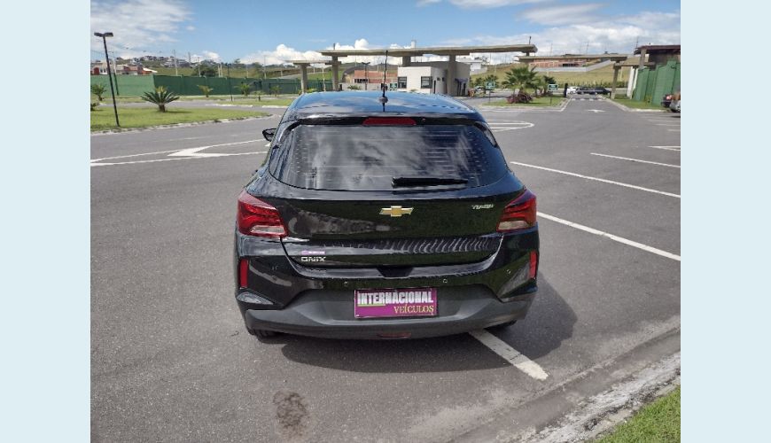 CHEVROLET ONIX HATCH RS 1.0 TB 12V FLEX 5P AUT. - PRETO - 2020 Foto 4 (Grande)