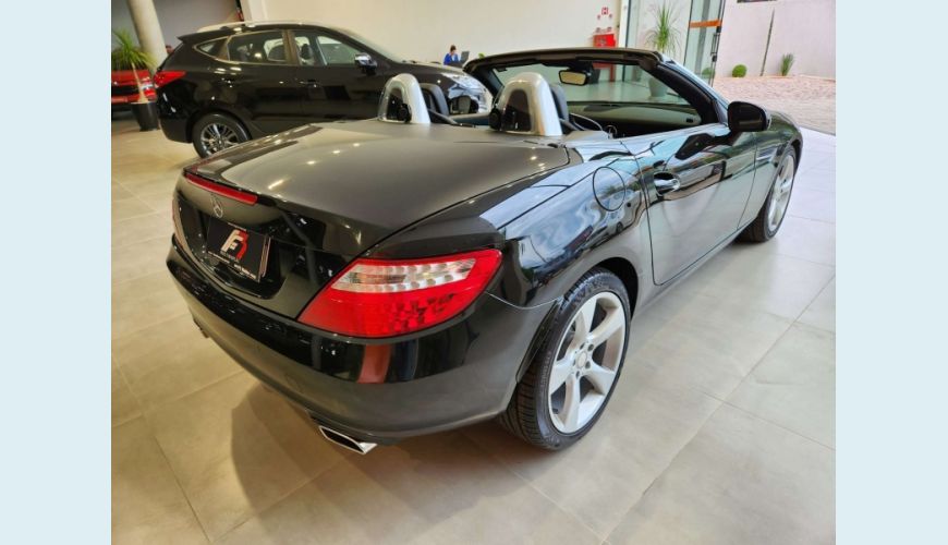 MERCEDES-BENZ SLK 200 1.8 CGI 2P AUT. - PRETO - 2012 Foto 4 (Grande)
