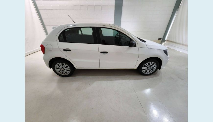 VOLKSWAGEN GOL 1.6 MSI TOTALFLEX 4P MANUAL - BRANCO - 2019 Foto 4 (Grande)