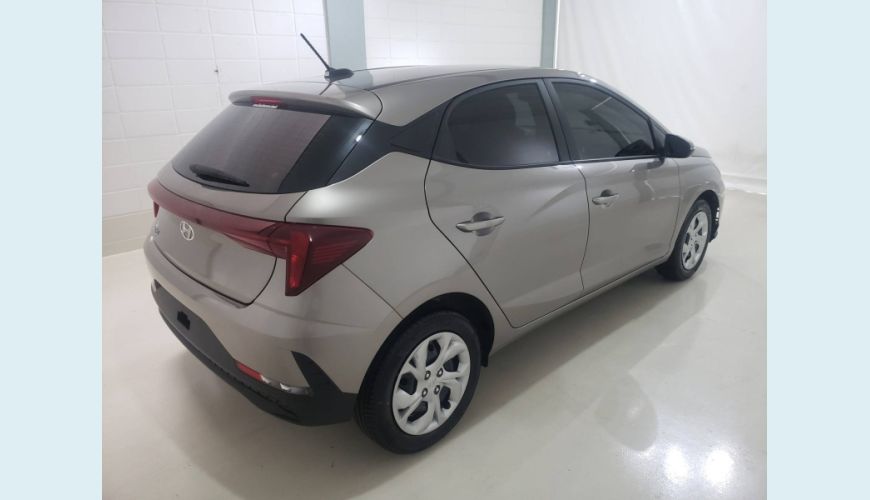HYUNDAI HB 20 1.0 12V FLEX COMFORT MANUAL - PRATA - 2023 Foto 4 (Grande)