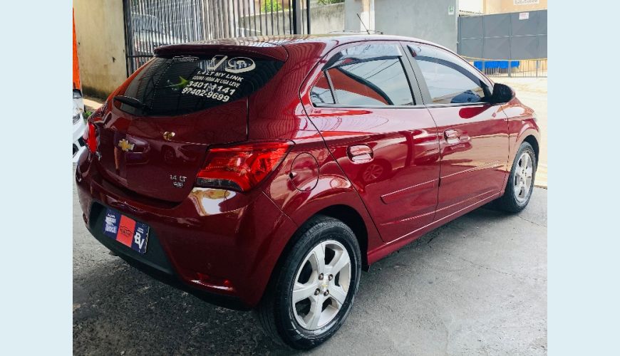 CHEVROLET ONIX HATCH LT 1.4 8V FLEXPOWER 5P MEC. - VERMELHO - 2019 Foto 4 (Grande)