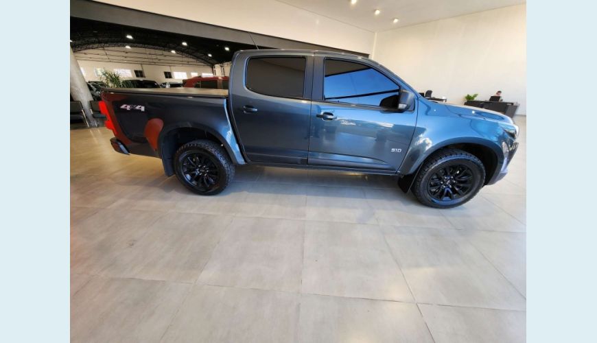 CHEVROLET S-10 2.8 16V TURBO DIESEL LT CD 4X4 AUT. - CINZA - 2022 Foto 4 (Grande)