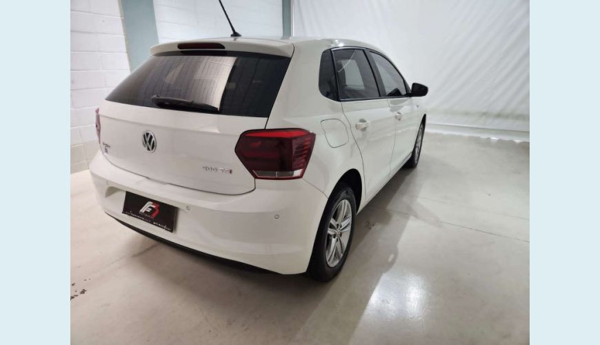 VOLKSWAGEN POLO 1.0 200 TSI COMFORTLINE AUT. - BRANCO - 2021 Foto 4 (Grande)