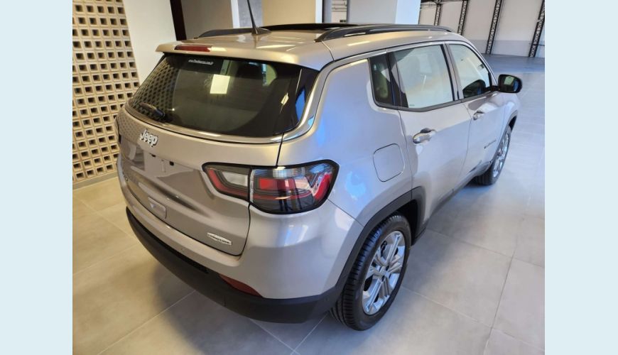 JEEP COMPASS 1.3 T270 TURBO FLEX LONGITUDE AT6 - PRATA - 2023 Foto 4 (Grande)