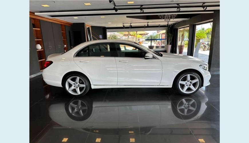MERCEDES-BENZ C 180 1.6 CGI FLEX EXCLUSIVE 9G-TRONIC - N/D - 2020 Foto 4 (Grande)