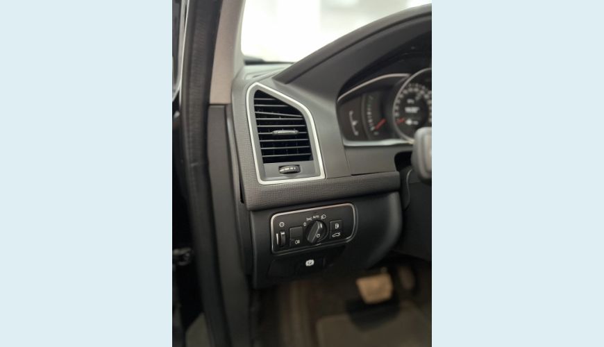 VOLVO XC60 2.0 T5 KINETIC 4P AUT. - PRETO - 2016 Foto 4 (Grande)
