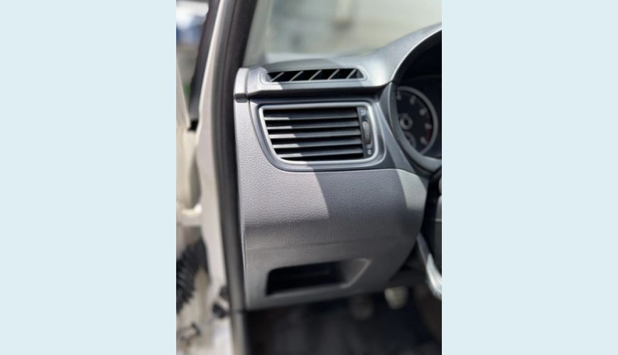 VOLKSWAGEN CROSSFOX 1.6 MI FLEX 8V 4P MANUAL - BRANCO - 2012 Foto 4 (Grande)