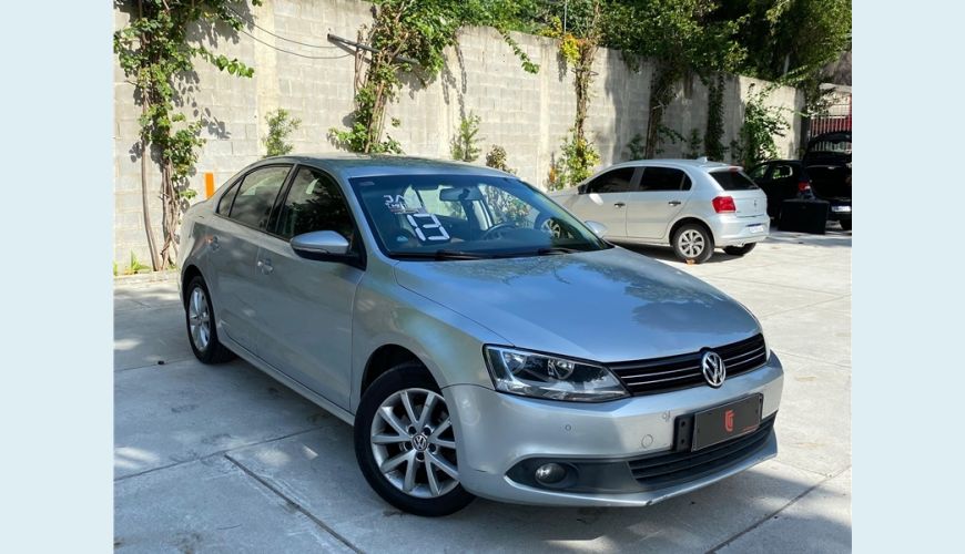 VOLKSWAGEN JETTA 2.0 COMFORTLINE 120CV FLEX 4P TIPTRONIC - N/D - 2013 Foto 4 (Grande)