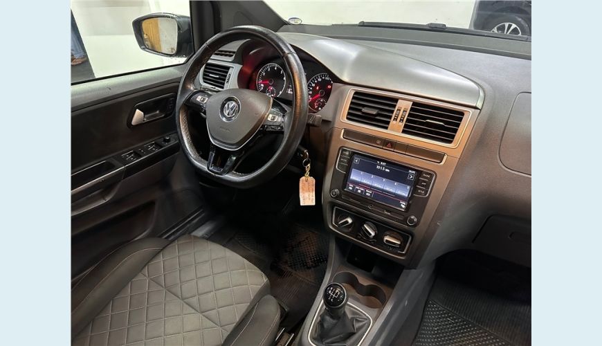 VOLKSWAGEN FOX 1.6 MSI TOTAL FLEX XTREME 4P MANUAL - N/D - 2019 Foto 4 (Grande)