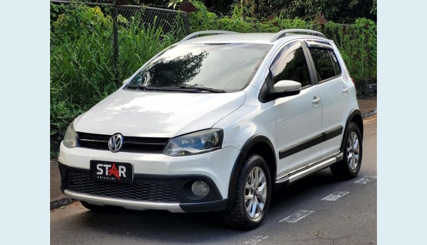 VOLKSWAGEN CROSSFOX GII - BRANCO - 2013 Foto 4 (Grande)