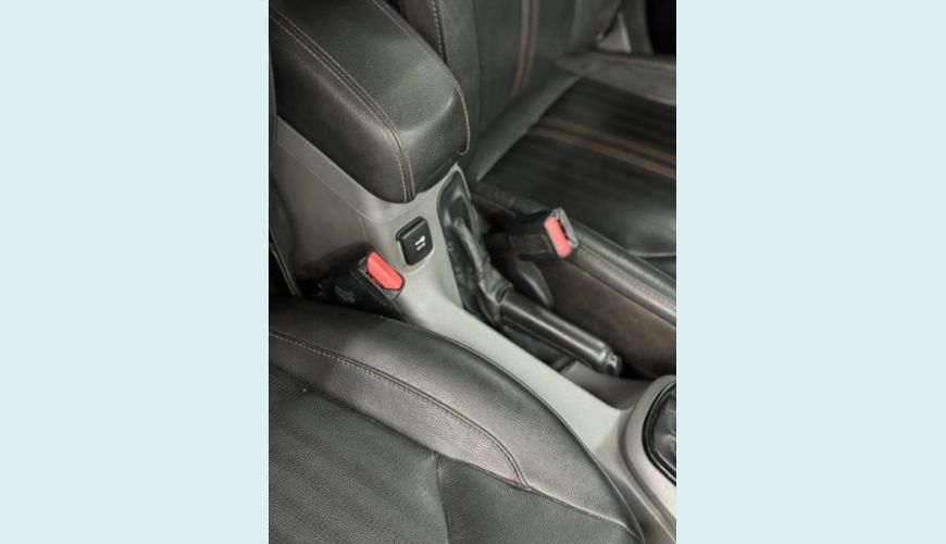 FIAT TORO 2.0 16V TURBO DIESEL VOLCANO 4WD AT9 - BRANCO - 2017 Foto 4 (Grande)