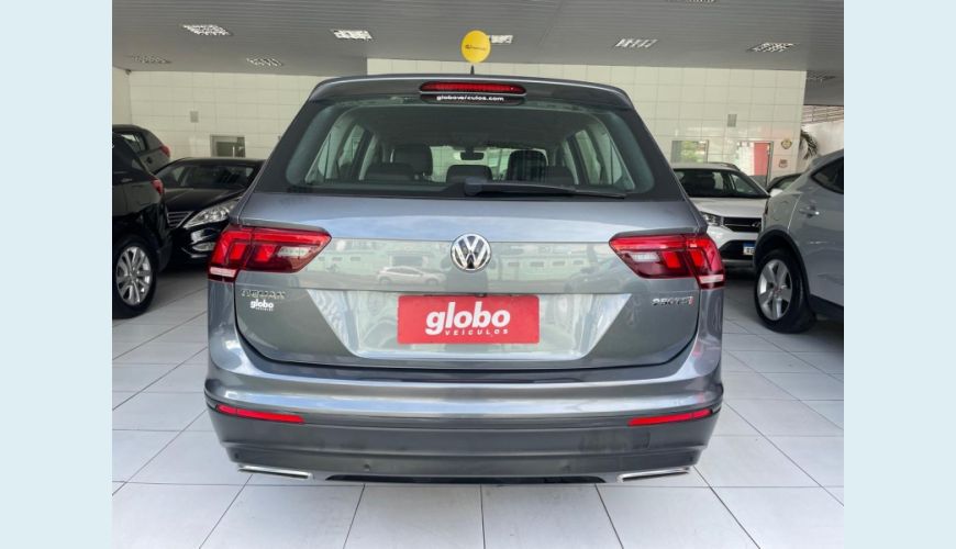 VOLKSWAGEN TIGUAN 1.4 250 TSI TOTAL FLEX ALLSPACE COMFORTLINE TIPTRONIC - CINZA - 2018 Foto 4 (Grande)