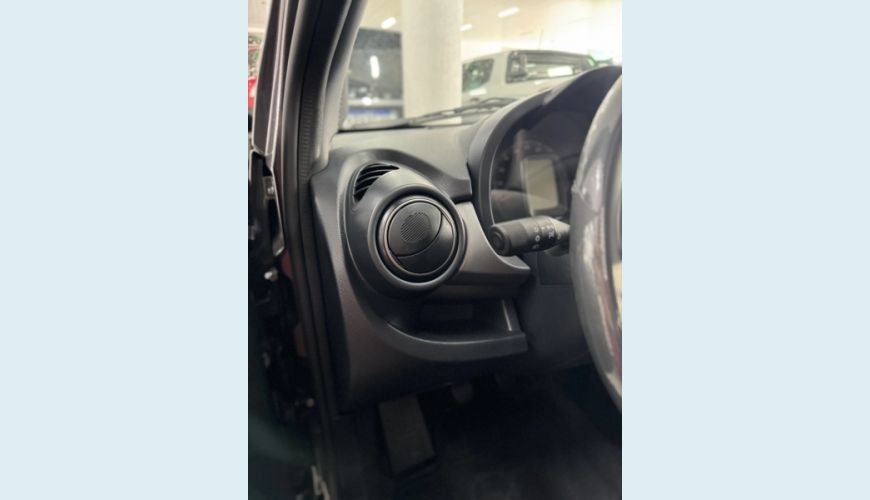 FIAT UNO 1.0 FIRE FLEX ATTRACTIVE MANUAL - CINZA - 2021 Foto 4 (Grande)