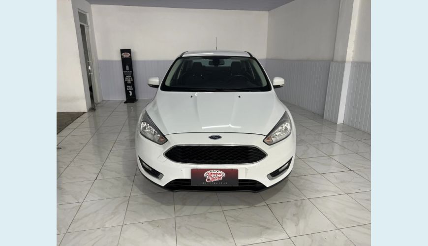 FORD FOCUS 2.0 SE FASTBACK 16V FLEX 4P POWERSHIFT - BRANCO - 2016 Foto 4 (Grande)