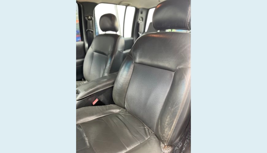 CHEVROLET S-10 2.8 EXECUTIVE 4X4 CD 12V TURBO ELECTRONIC INTERCOOLER DIESEL 4P MANUAL - PRETO - 2010 Foto 4 (Grande)