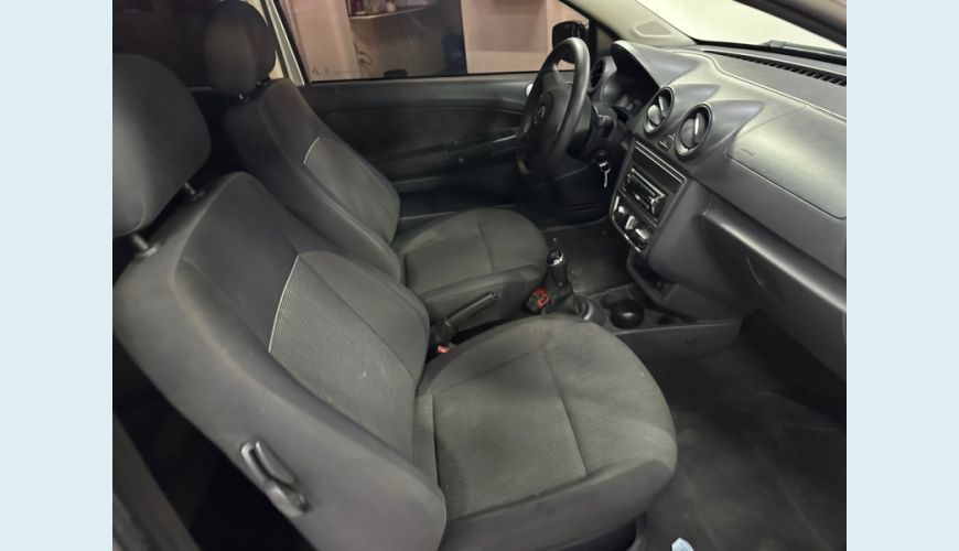 VOLKSWAGEN GOL 1.0 MI 8V FLEX 2P MANUAL G.V - N/D - 2014 Foto 4 (Grande)
