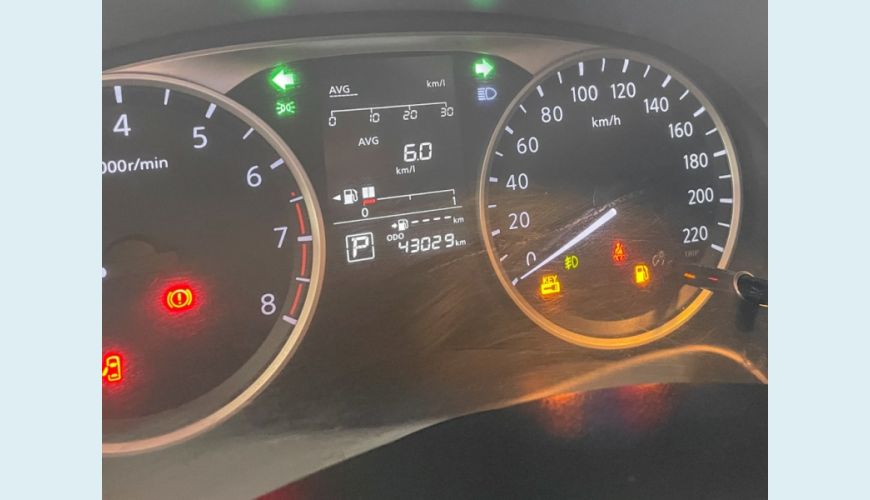NISSAN KICKS 1.6 16V FLEXSTART SV 4P XTRONIC - PRATA - 2020 Foto 4 (Grande)