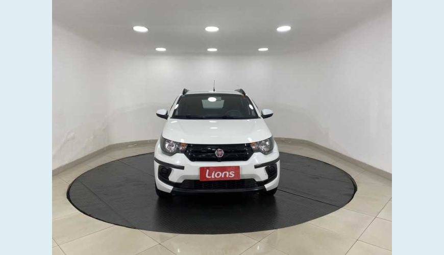 FIAT MOBI FIREFLY DRIVE 1.0 FLEX - BRANCO - 2017 Foto 4 (Grande)
