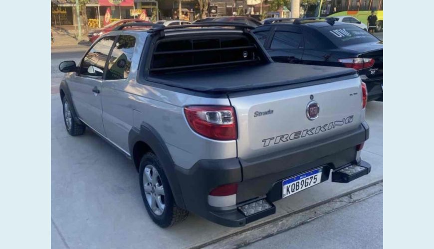FIAT STRADA 1.6 MPI TREKKING CD 16V FLEX 3P MANUAL - N/D - 2015 Foto 4 (Grande)