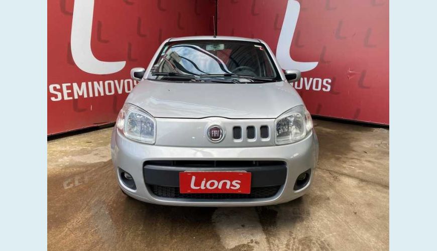 FIAT UNO VIVACE 1.0 8V FLEX 4P - PRATA - 2012 Foto 4 (Grande)