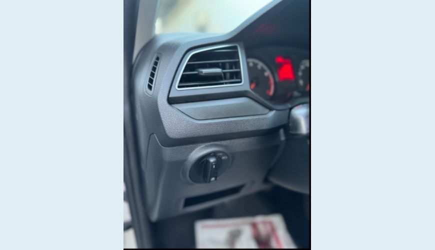 VOLKSWAGEN GOL 1.0 12V MPI TOTALFLEX 4P MANUAL - BRANCO - 2023 Foto 4 (Grande)