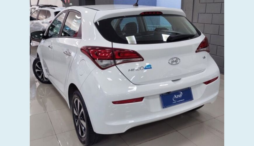 HYUNDAI HB 20 1.6 COMFORT PLUS 16V FLEX 4P MANUAL - BRANCO - 2017 Foto 4 (Grande)