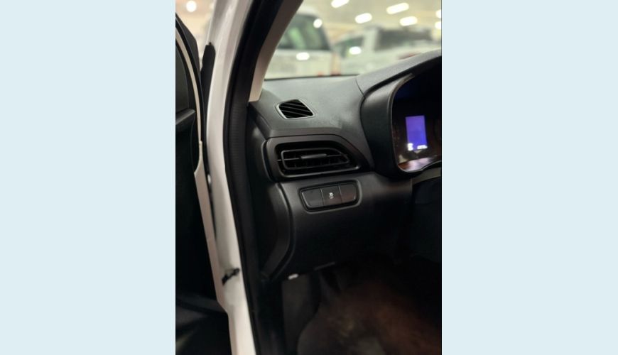 HYUNDAI HB 20 1.0 12V FLEX COMFORT MANUAL - BRANCO - 2023 Foto 4 (Grande)