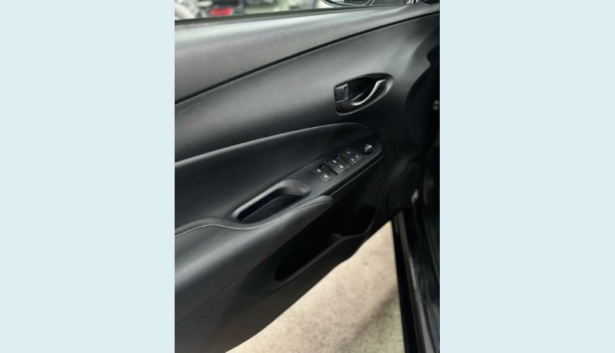 TOYOTA YARIS 1.5 16V FLEX XS CONNECT MULTIDRIVE - PRETO - 2023 Foto 4 (Grande)