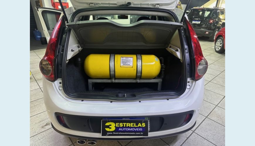 FIAT PALIO 1.6 MPI SPORTING 16V FLEX 4P AUT. - N/D - 2014 Foto 4 (Grande)