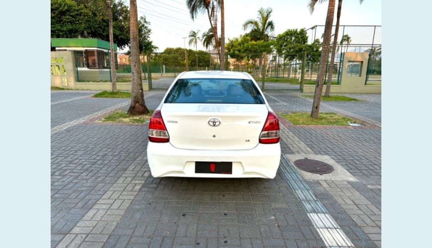 TOYOTA ETIOS 1.3 X 16V FLEX 4P MANUAL - N/D - 2020 Foto 4 (Grande)