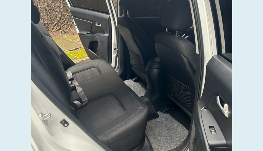 KIA SPORTAGE LX 2.0 16V/ 2.0 16V FLEX MEC. - BRANCO - 2014 Foto 4 (Grande)