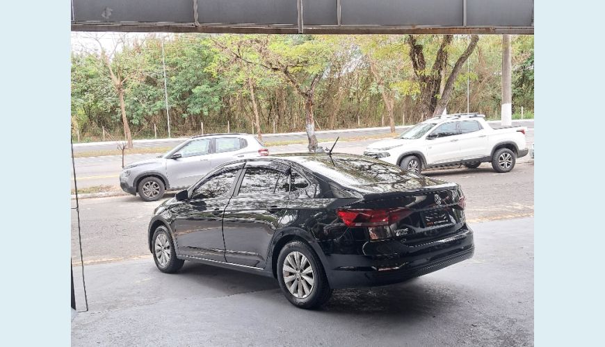 VOLKSWAGEN VIRTUS 1.6 MSI FLEX 16V 5P MEC. - PRETO - 2021 Foto 4 (Grande)