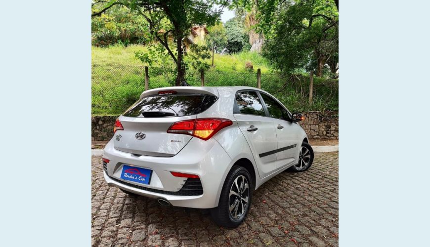 HYUNDAI HB 20 RSPEC 1.6 MANUAL - BRANCO - 2017 Foto 4 (Grande)