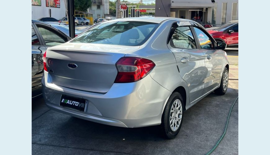 FORD KA 1.5 SEDAN SE 12V FLEX 4P MEC. - PRATA - 2018 Foto 4 (Grande)