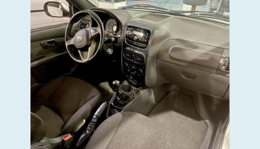 FIAT STRADA FREEDOM CD1.4 FLEX 8V - BRANCO - 2020 Foto 4 (Grande)