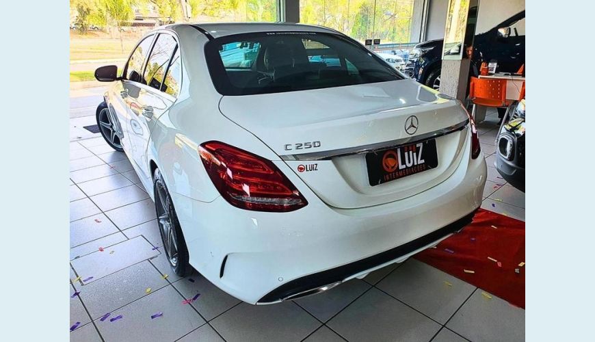 MERCEDES-BENZ C250 - BRANCO - 2015 Foto 4 (Grande)
