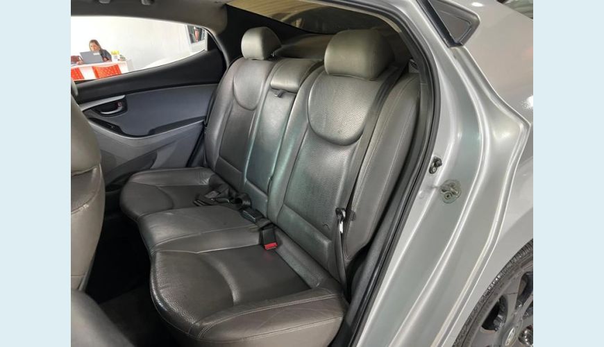 HYUNDAI ELANTRA GLS - PRATA - 2012 Foto 4 (Grande)