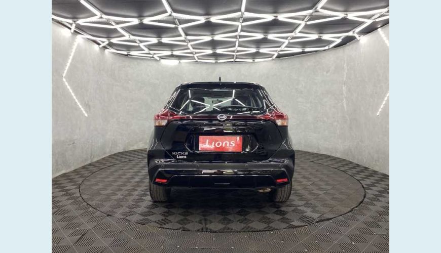 NISSAN KICKS SENSE 1.6 FLEX AUT. - PRETO - 2022 Foto 4 (Grande)