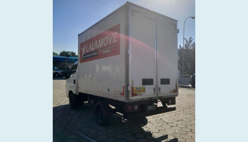 KIA BONGO 2.5 K-2500 4X2 CS TURBO DIESEL 2P MANUAL - BRANCO - 2014 Foto 4 (Grande)